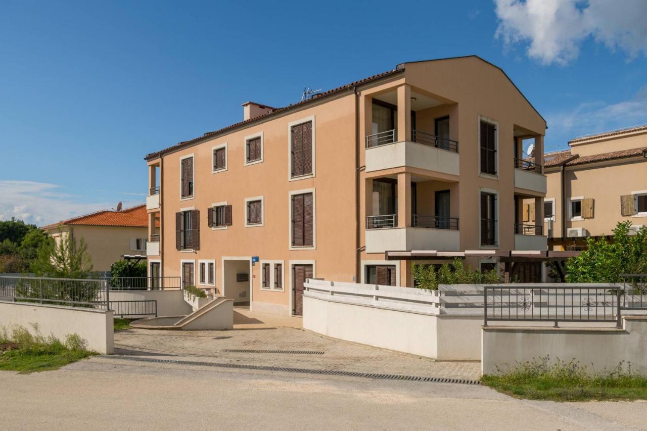 Apartment Carpe Diem Premantura Eksteriør bilde