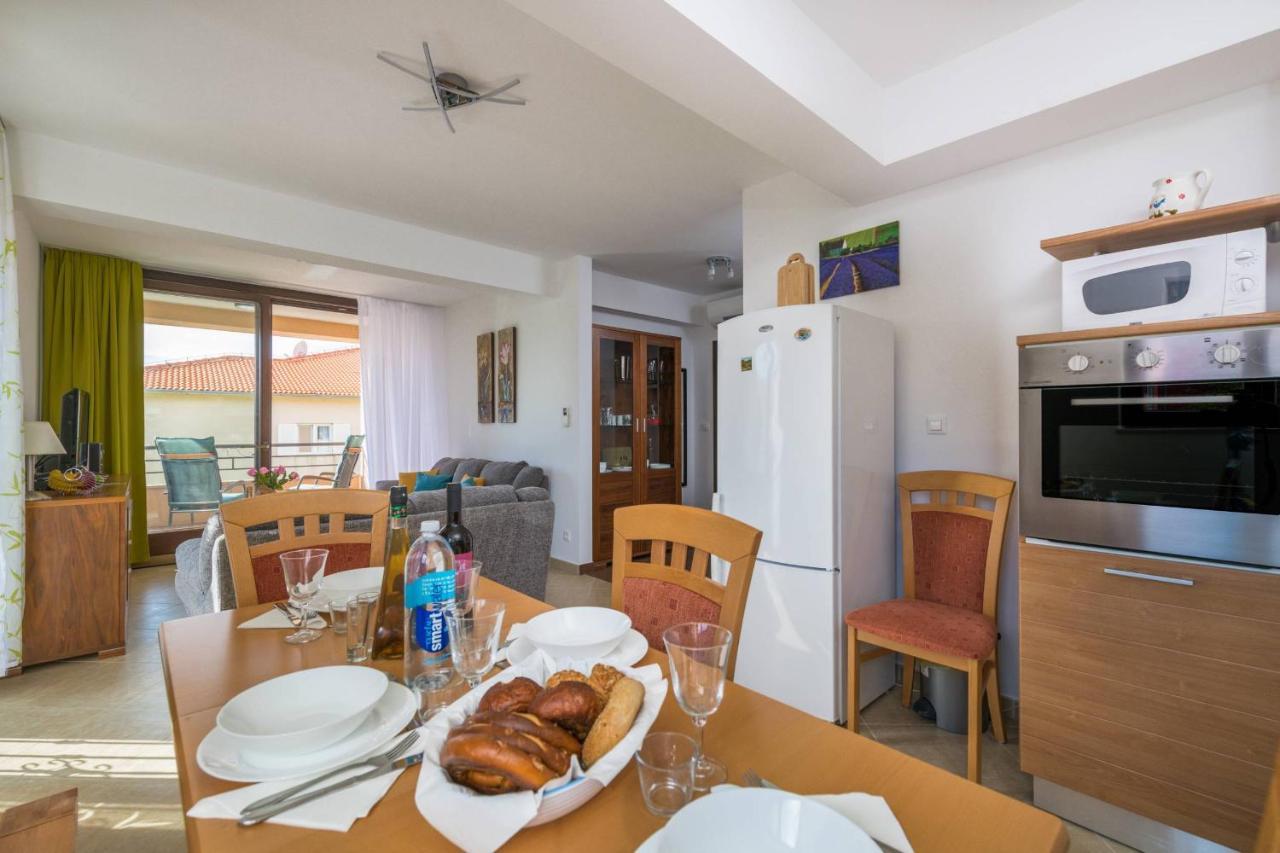 Apartment Carpe Diem Premantura Eksteriør bilde